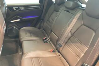 Porsche Cayenne vaihtoauto