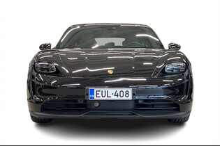 Porsche Taycan vaihtoauto