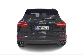 Porsche Cayenne vaihtoauto