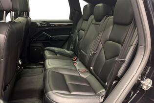 Porsche Cayenne vaihtoauto