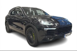 Porsche Cayenne vaihtoauto