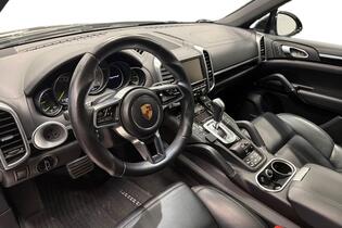 Porsche Cayenne vaihtoauto