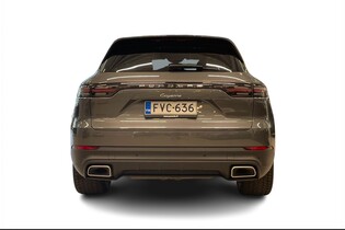 Porsche Cayenne vaihtoauto