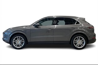 Porsche Cayenne vaihtoauto