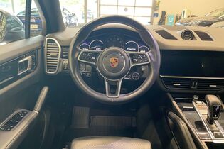 Porsche Cayenne vaihtoauto