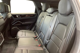 Porsche Cayenne vaihtoauto