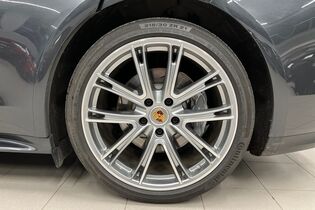 Porsche Panamera vaihtoauto