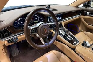 Porsche Panamera vaihtoauto