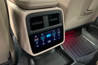 Porsche Taycan vaihtoauto