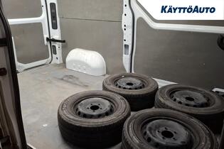 Nissan NV400 vaihtoauto