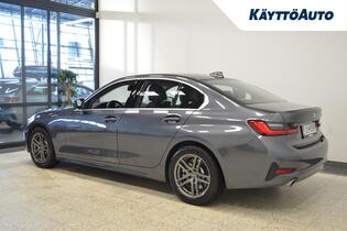 BMW 330 vaihtoauto