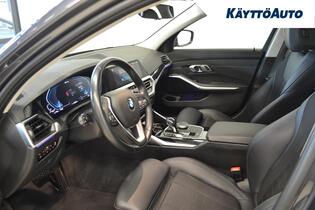 BMW 330 vaihtoauto