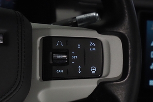 Land Rover Defender vaihtoauto