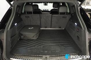 Porsche Cayenne vaihtoauto