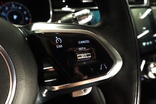 Jaguar F-PACE vaihtoauto