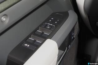 Land Rover Defender vaihtoauto