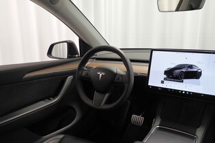 Tesla Model Y vaihtoauto