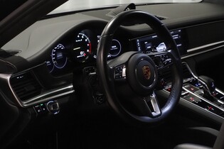 Porsche Panamera vaihtoauto