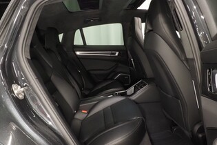 Porsche Panamera vaihtoauto