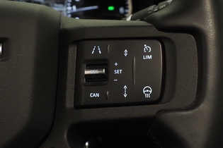 Land Rover Defender vaihtoauto