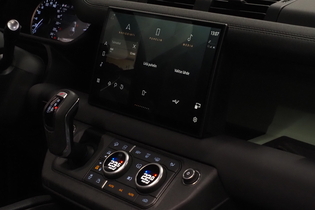 Land Rover Defender vaihtoauto