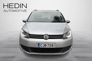 Volkswagen Touran vaihtoauto