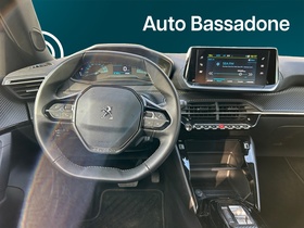 Peugeot e-2008 vaihtoauto