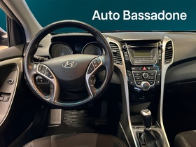 Hyundai i30 5d vaihtoauto