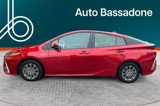 Toyota Prius Plug-in vaihtoauto