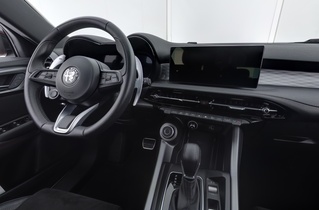 Alfa Romeo Tonale vaihtoauto