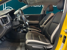 Kia Stonic vaihtoauto