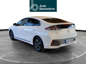 Hyundai IONIQ hybrid vaihtoauto