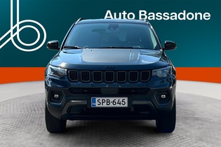 Jeep Compass vaihtoauto