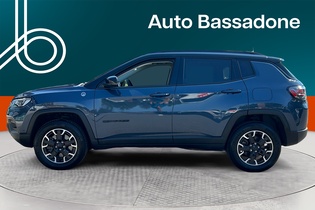 Jeep Compass vaihtoauto