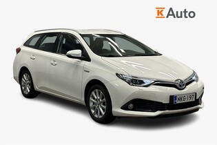 Toyota Auris vaihtoauto