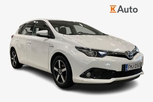 Toyota Auris vaihtoauto