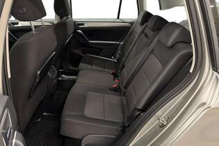 Volkswagen Golf Sportsvan vaihtoauto