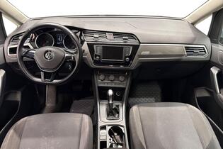 Volkswagen Touran vaihtoauto