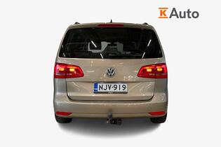 Volkswagen Touran vaihtoauto