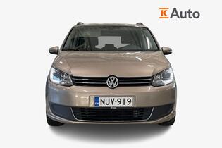 Volkswagen Touran vaihtoauto