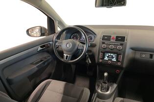 Volkswagen Touran vaihtoauto