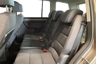 Volkswagen Touran vaihtoauto