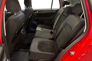 Volkswagen Golf Sportsvan vaihtoauto