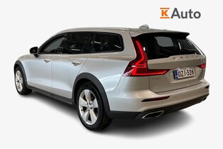 Volvo V60 Cross Country vaihtoauto