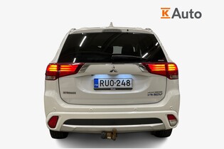 Mitsubishi Outlander PHEV vaihtoauto
