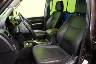 Mitsubishi Pajero vaihtoauto