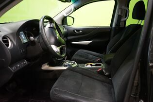 Nissan Navara vaihtoauto