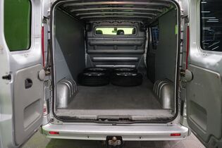 Opel Vivaro vaihtoauto