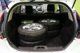 Ford Fiesta Van vaihtoauto