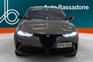 Alfa Romeo Tonale vaihtoauto